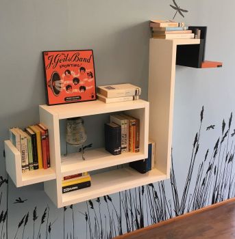 Line swan-shaped bookcase 