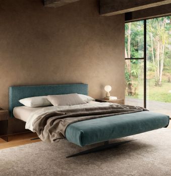 Letto Steel con Testiera in Tessuto Azzurro