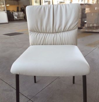 Woop chair with beige Panama leather
