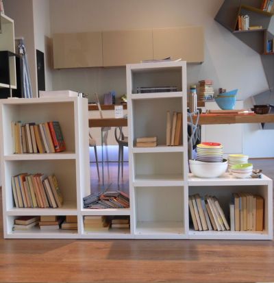 LagoLinea - Floor-standing bookcase
