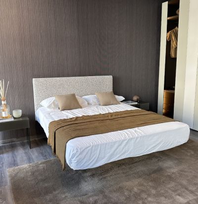 Letto Fluttua con Testata Vellus 03